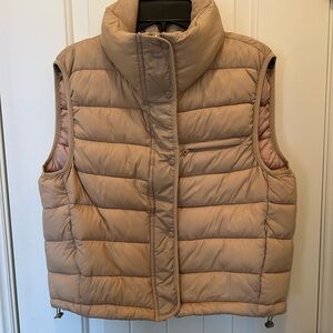 Love Tree Ultralight Packable Puffer Vest. NWT Size L
